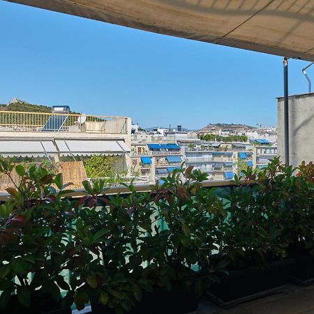 Homz Ah03 Penthouse Studio Hilton Area Athena Bagian luar foto